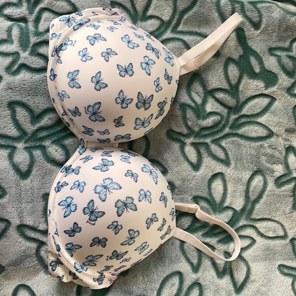 VS Pink Super Push-Up